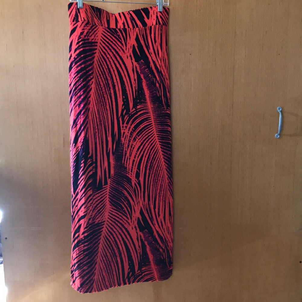 Ana Long Stretch Skirt size Medium